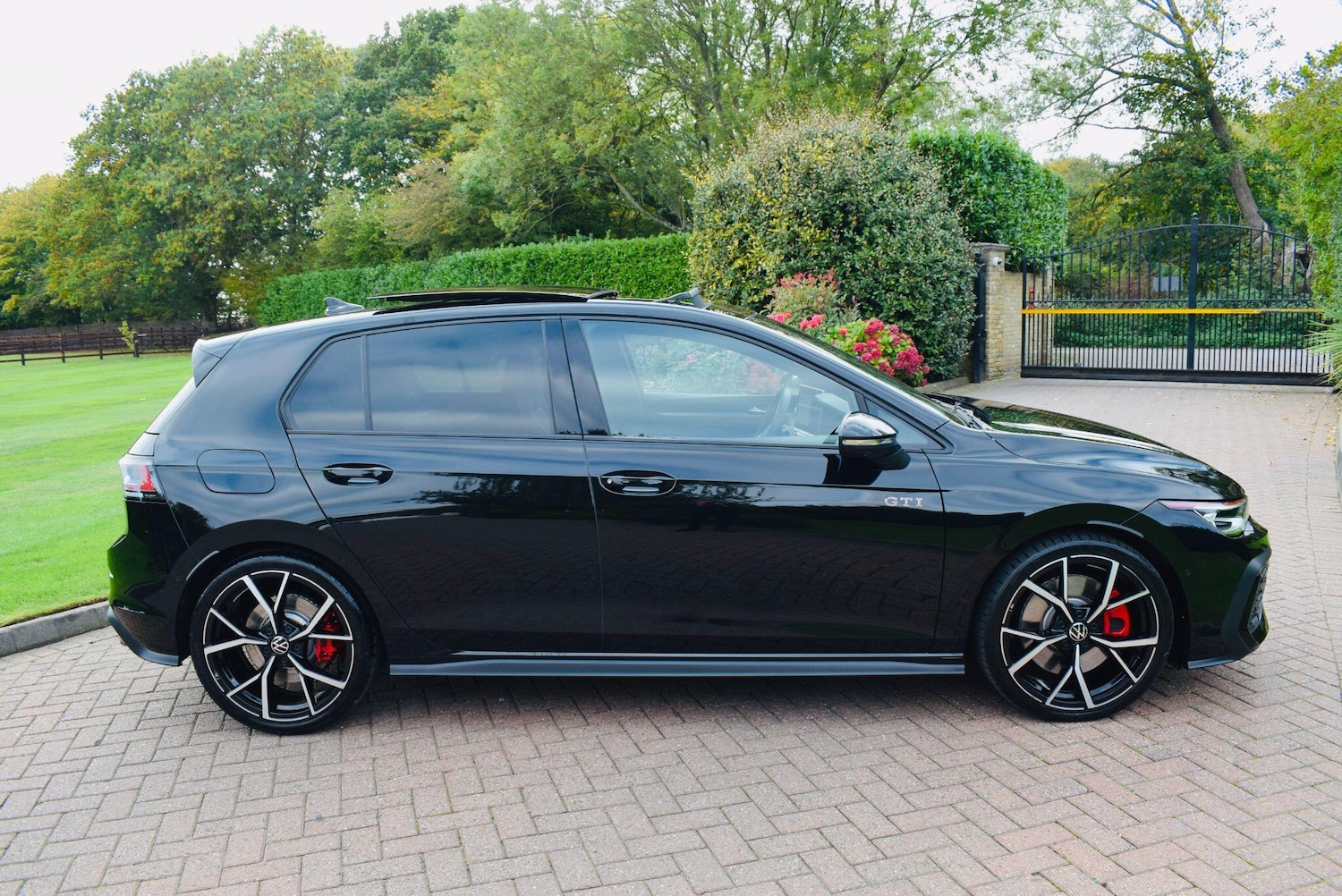 Used Volkswagen Golf 2025 for sale - 76238987: Photo 7