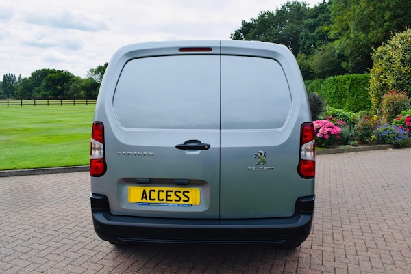 Used Peugeot Partner 2023 for sale - 75431591: Photo 5