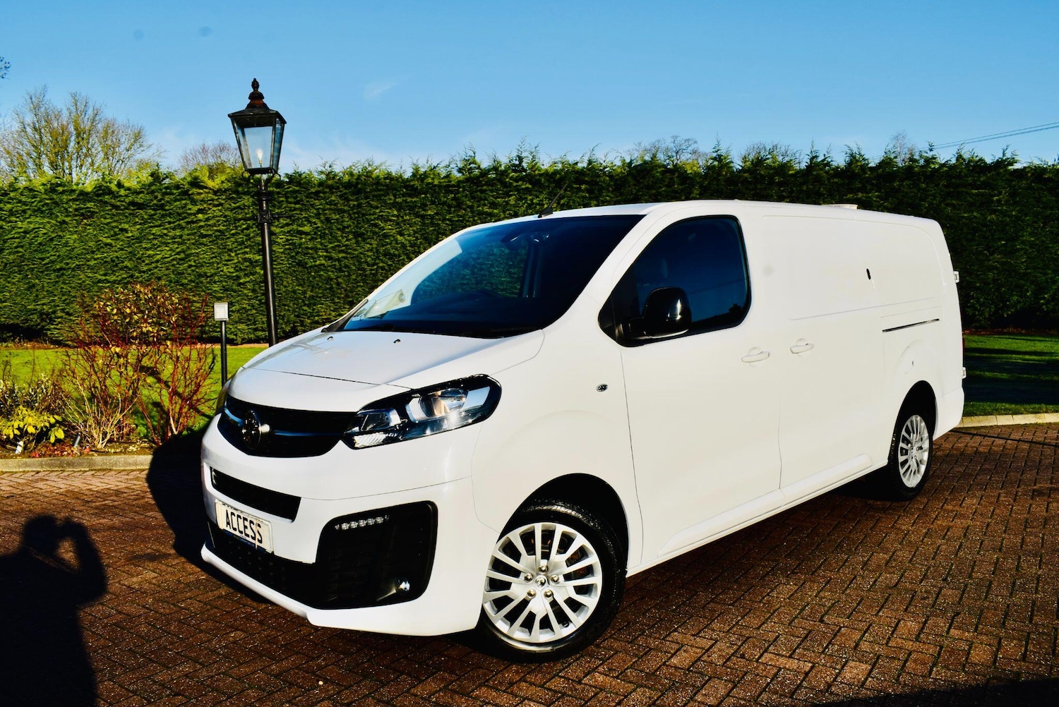 Used Vauxhall Vivaro 2023 for sale - 77314667: Photo 1