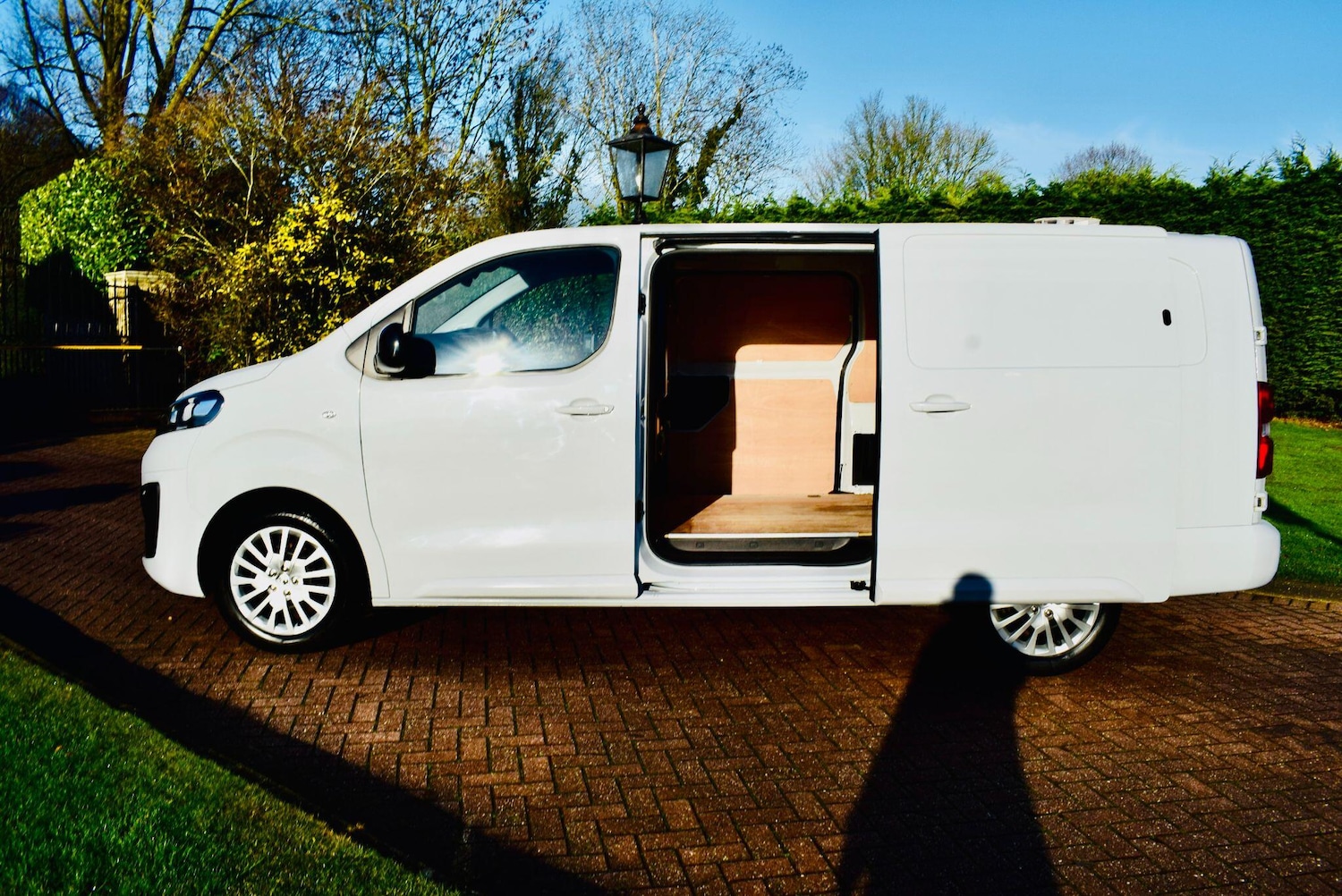 Used Vauxhall Vivaro 2023 for sale - 77314667: Photo 3
