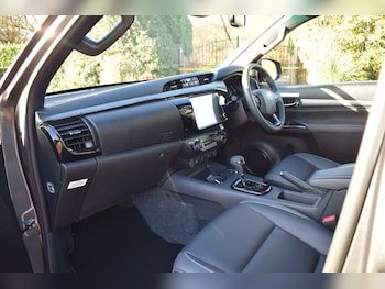 Used Toyota Hilux 2025 for sale - 76781252: Photo