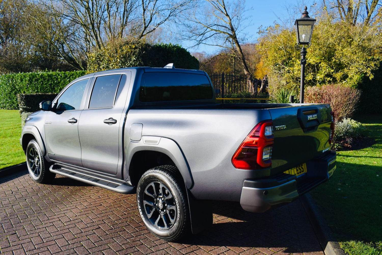 Used Toyota Hilux 2025 for sale - 76781252: Photo 5