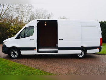 Used Mercedes-Benz Sprinter 2023 for sale - 77155598: Photo
