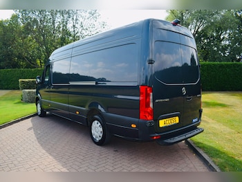 Used Mercedes-Benz Sprinter 2025 for sale - 79279251: Photo
