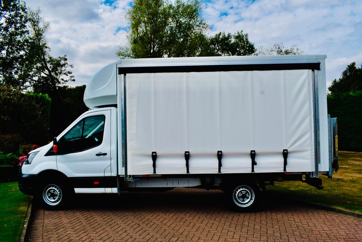 Used Ford Transit 2022 for sale - 76993621: Photo 2