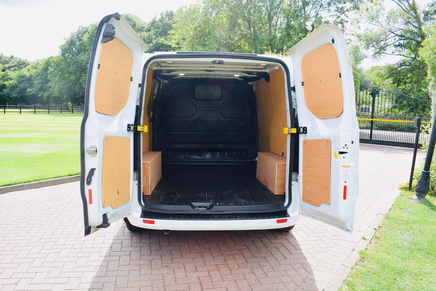 Used Ford Transit Custom 2021 for sale - 76993975: Photo 6