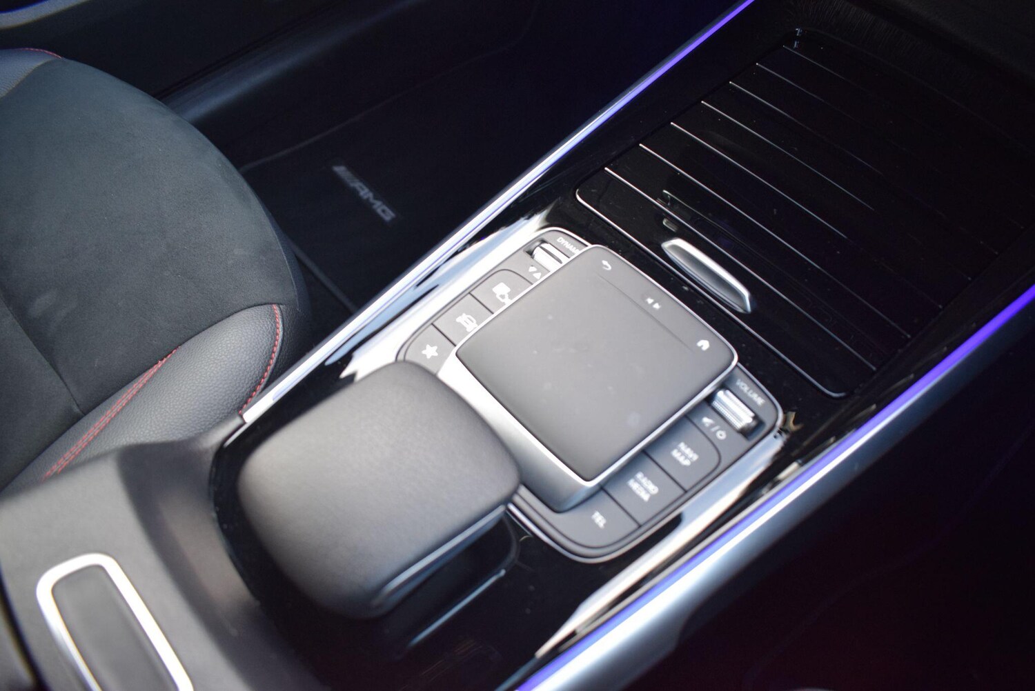 Used Mercedes-Benz GLB 2023 for sale - 77358859: Photo 14