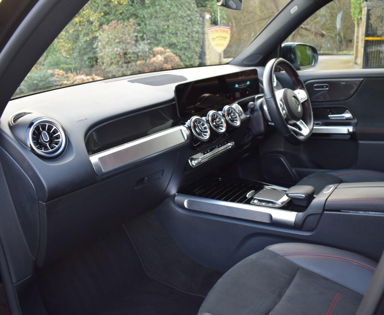 Used Mercedes-Benz GLB 2023 for sale - 77358859: Photo 4