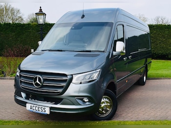 Used Mercedes-Benz Sprinter 2023 for sale - 77992949: Photo
