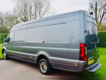 Used Mercedes-Benz Sprinter 2023 for sale - 77992949: Photo