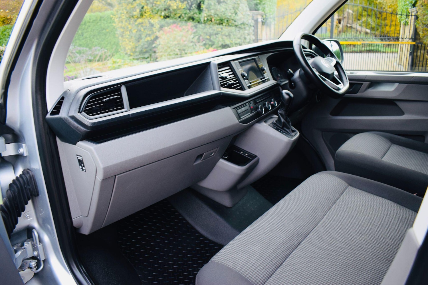 Used Volkswagen Transporter 2022 for sale - 76472921: Photo 11