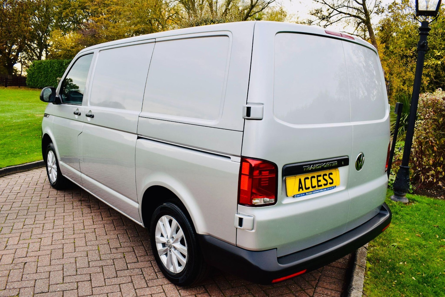 Used Volkswagen Transporter 2022 for sale - 76472921: Photo 4