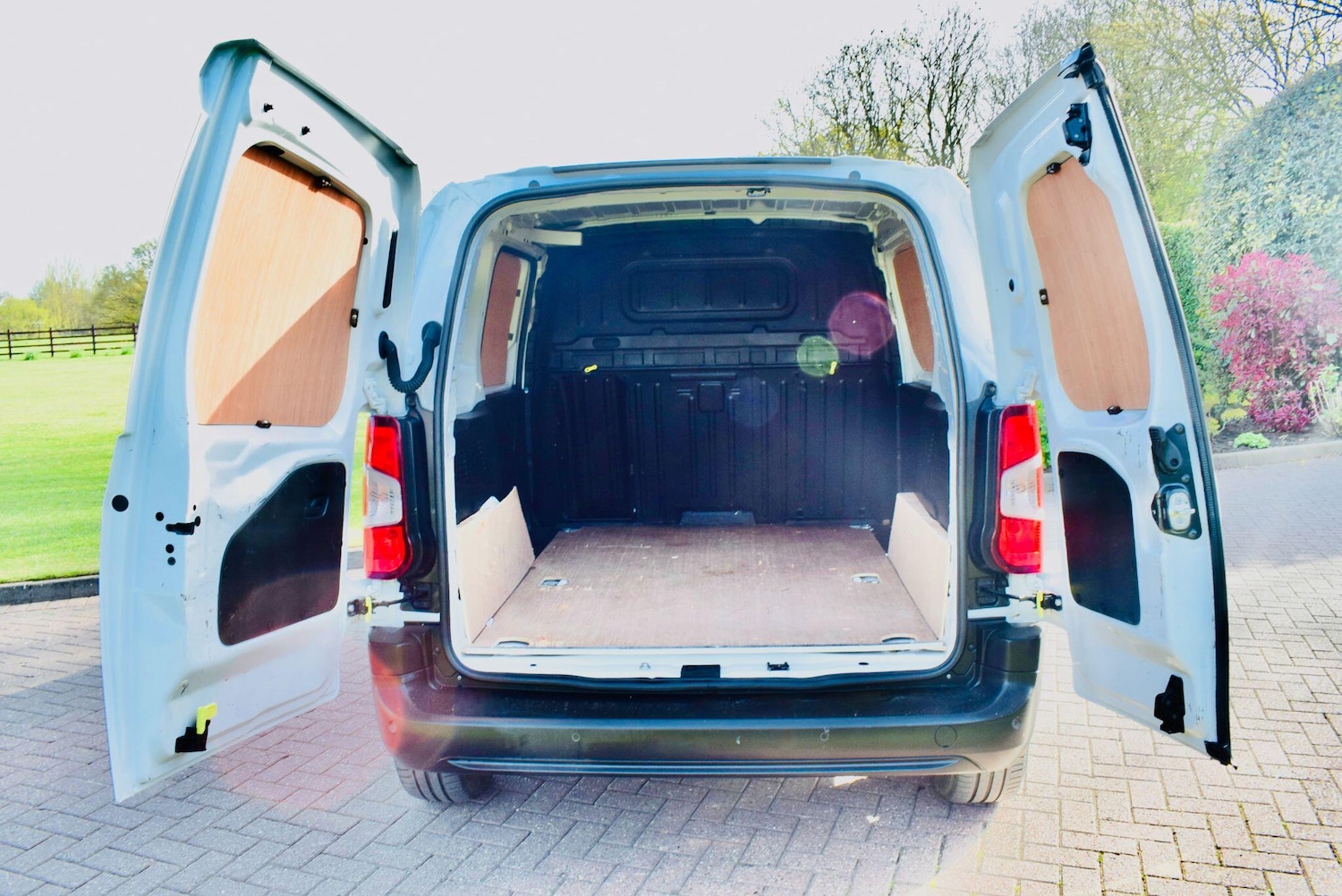 Used Peugeot Partner 2023 for sale - 78171194: Photo 9