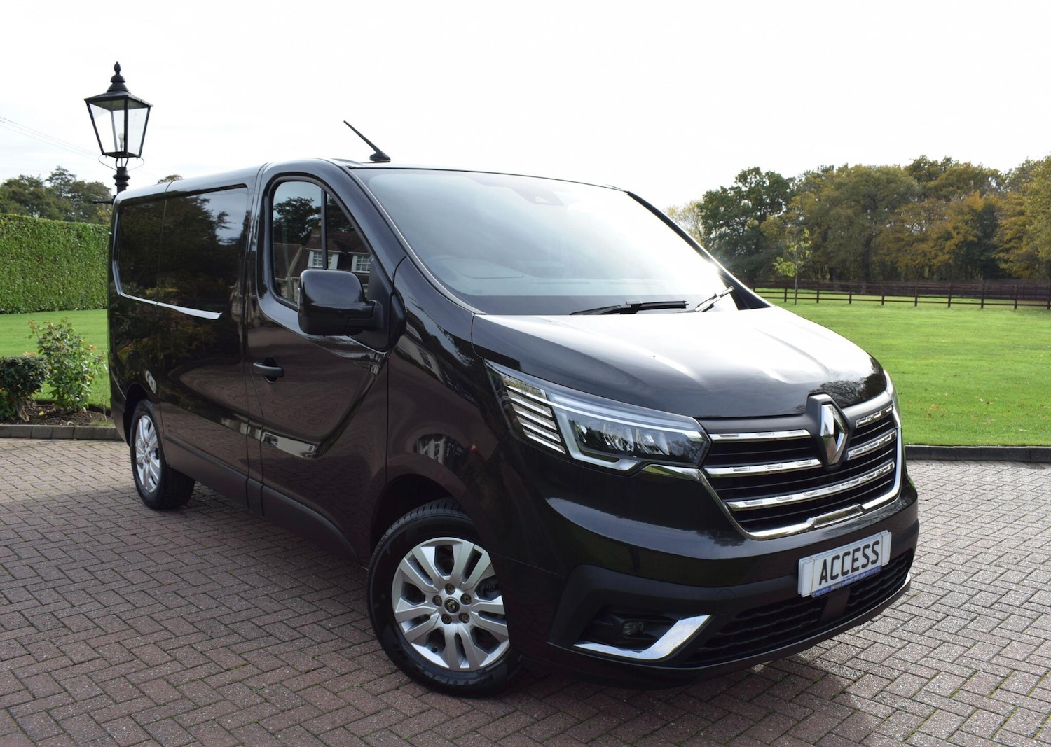 Used Renault Trafic 2022 for sale - 76425357: Photo 11