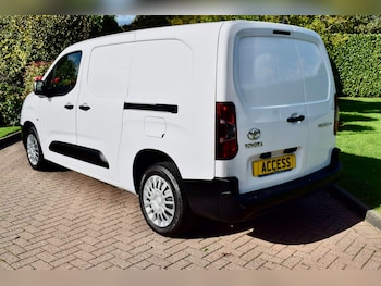 Used Toyota ProAce 2022 for sale - 76995700: Photo