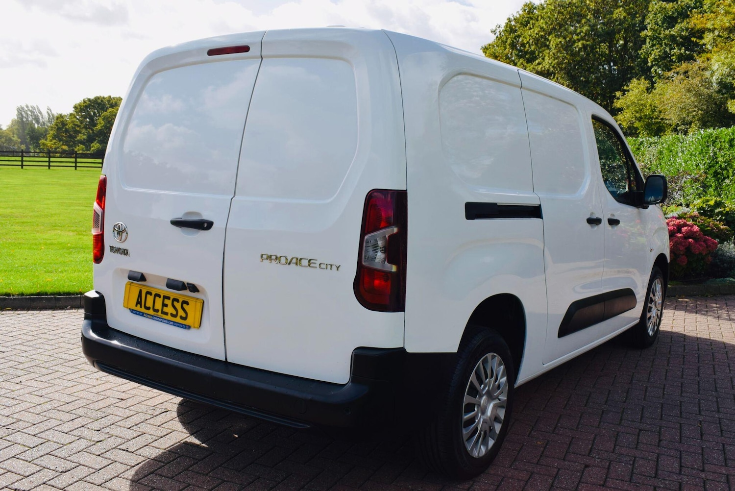 Used Toyota ProAce for sale - 76995700: Photo 7