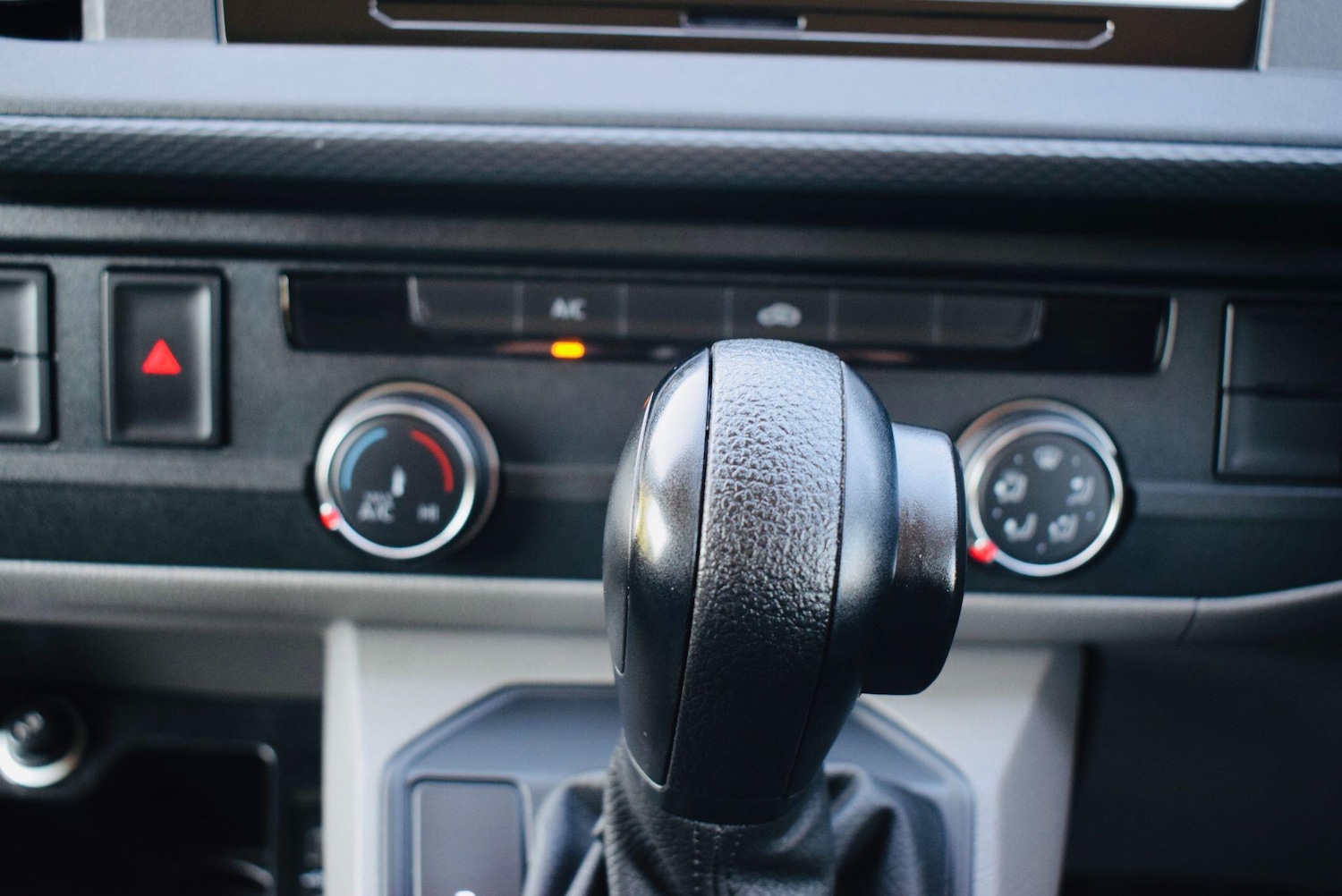 Used Volkswagen Transporter 2023 for sale - 76991766: Photo 13