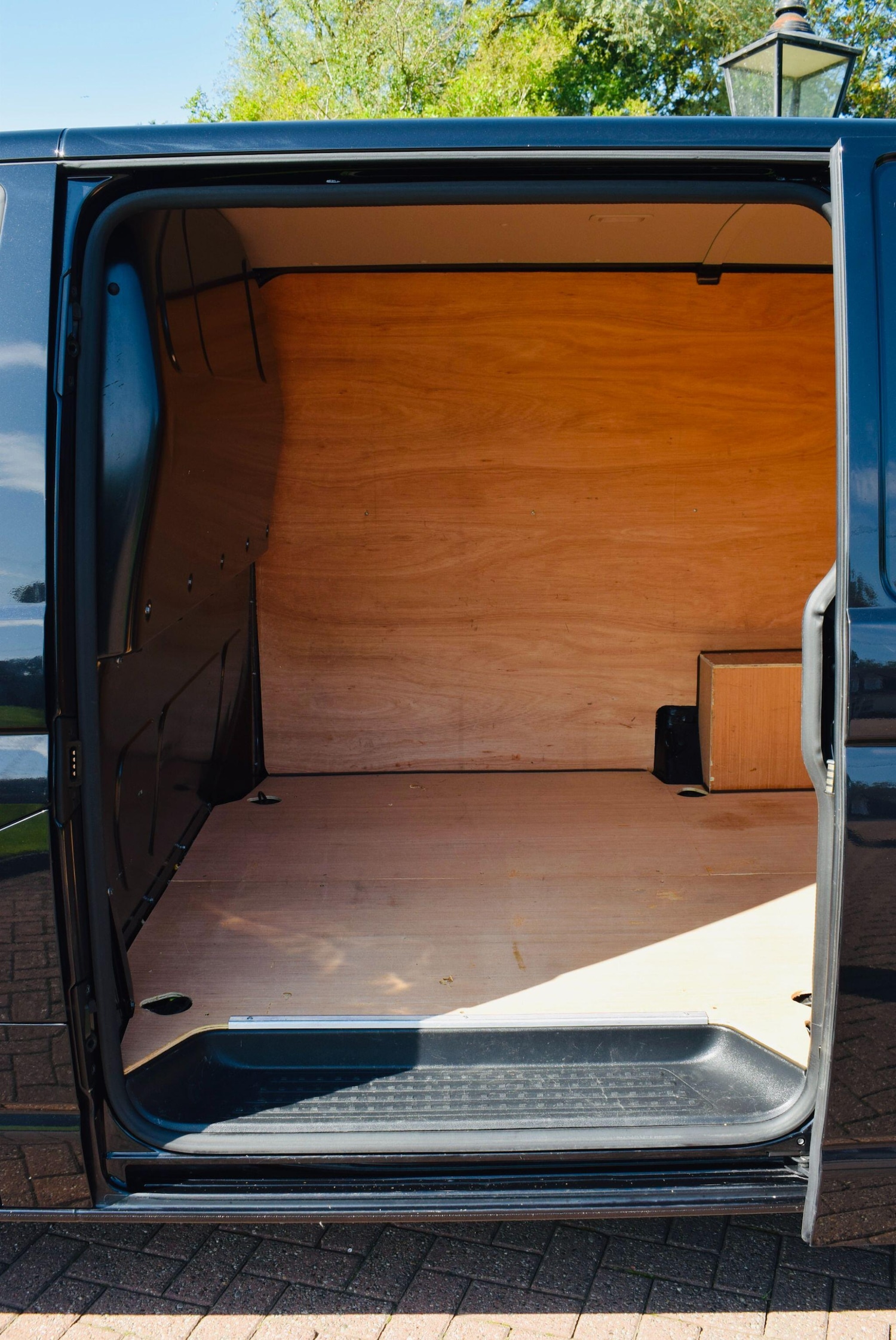 Used Volkswagen Transporter 2023 for sale - 76991766: Photo 3