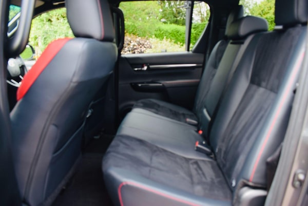Used Toyota Hilux 2023 for sale - 74920153: Photo 16