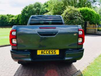 Used Toyota Hilux 2023 for sale - 74920153: Photo