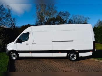 Used Mercedes-Benz Sprinter 2022 for sale - 76701536: Photo