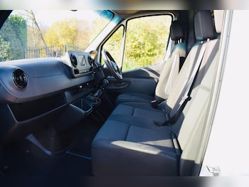 Used Mercedes-Benz Sprinter 2022 for sale - 76701536: Photo