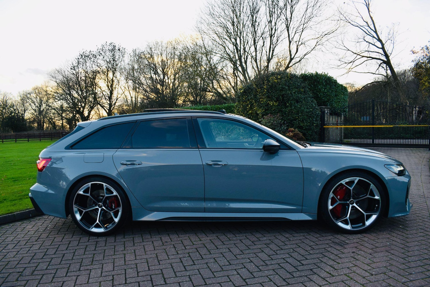 Used Audi RS6 2025 for sale - 76899225: Photo 13