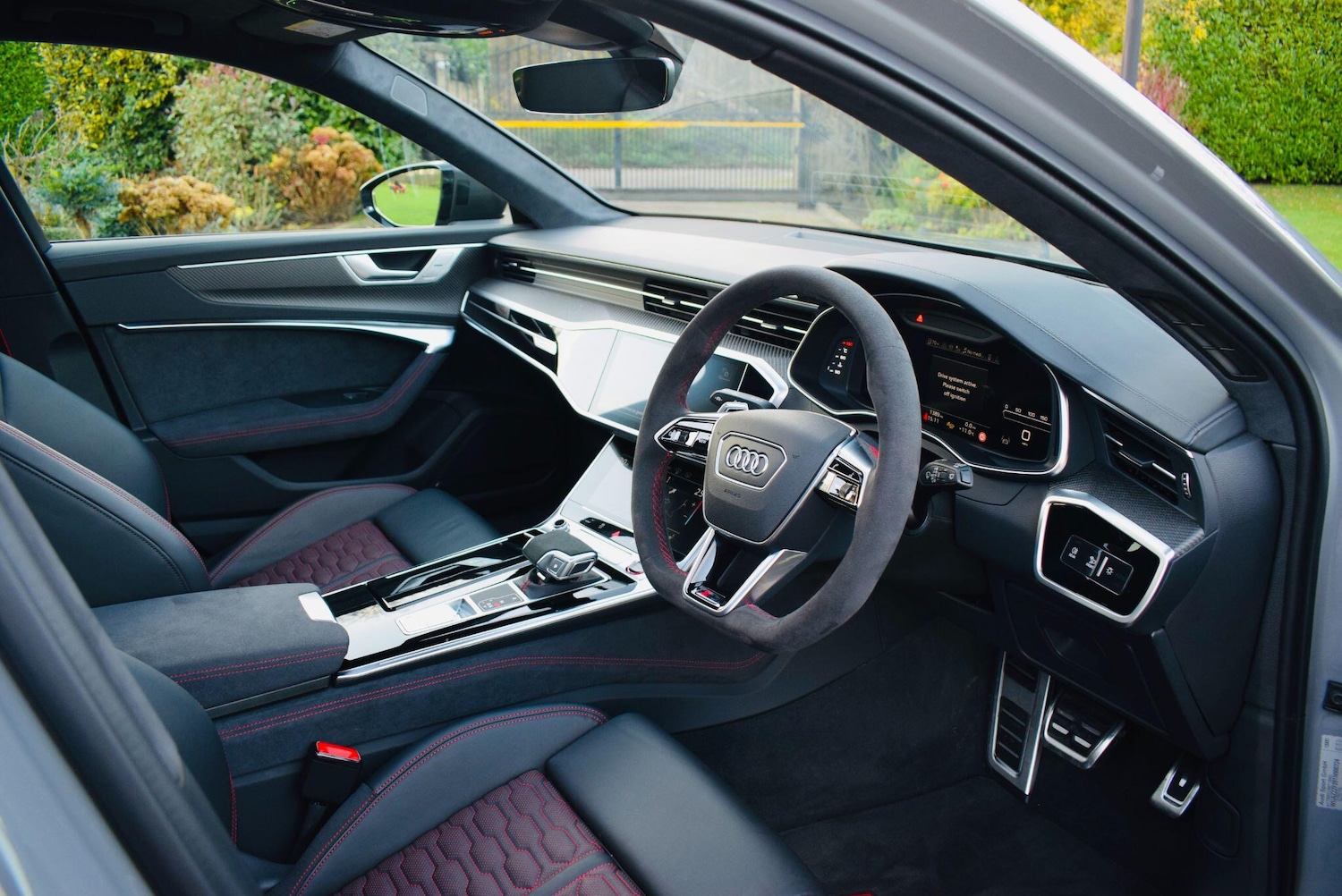 Used Audi RS6 2025 for sale - 76899225: Photo 15