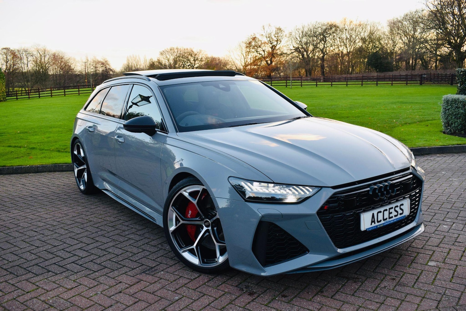 Used Audi RS6 2025 for sale - 76899225: Photo 23