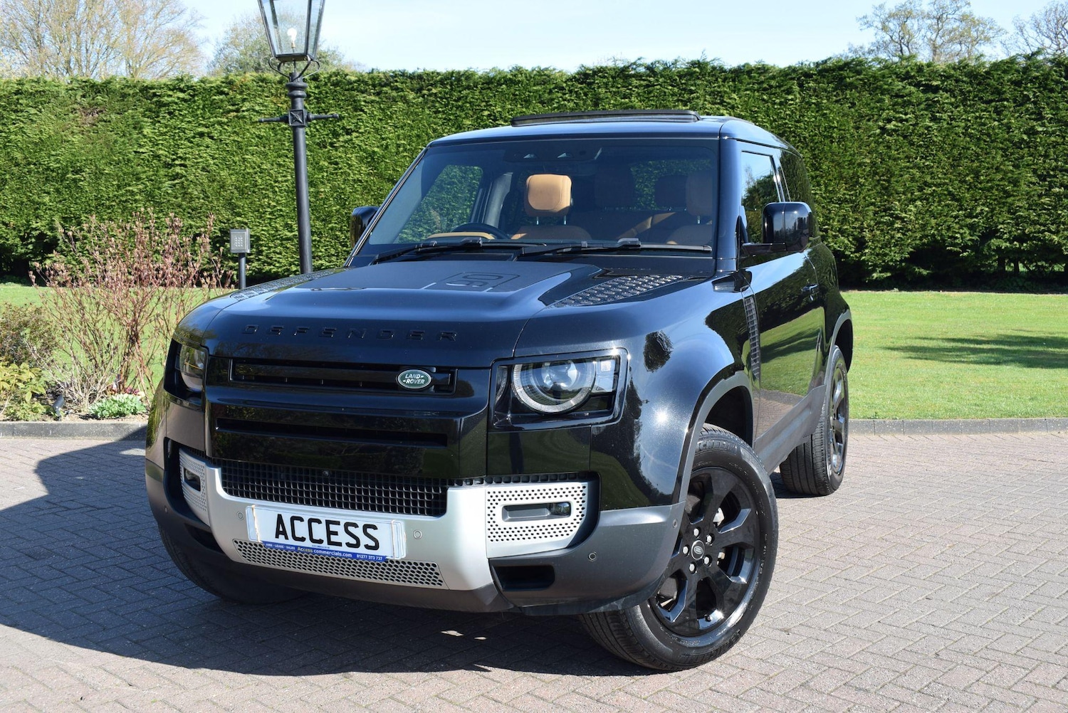 Used Land Rover Defender 90 2023 for sale - 76159214: Photo 1