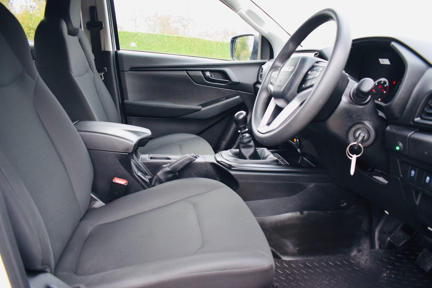 Used Isuzu D-Max 2023 for sale - 77376698: Photo 13