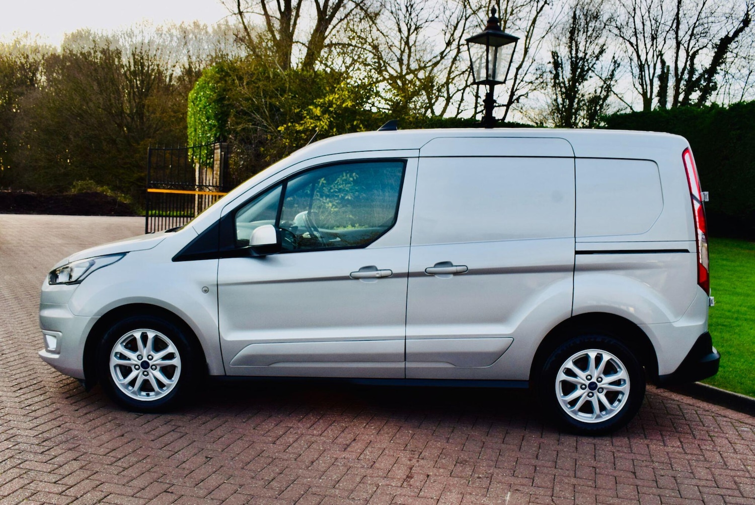 Used Ford Transit Connect 2022 for sale - 77883486: Photo 2