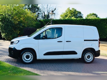 Used Peugeot Partner 2024 for sale - 79496121: Photo