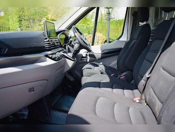 Used Maxus Deliver 9 2022 for sale - 78276342: Photo