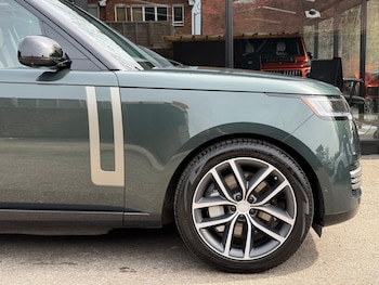 Used Land Rover Range Rover 2025 for sale - 78197156: Photo