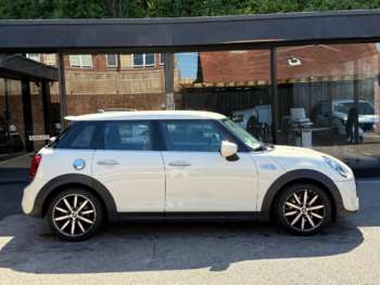 Used MINI Hatch 2020 for sale - 75130358: Photo