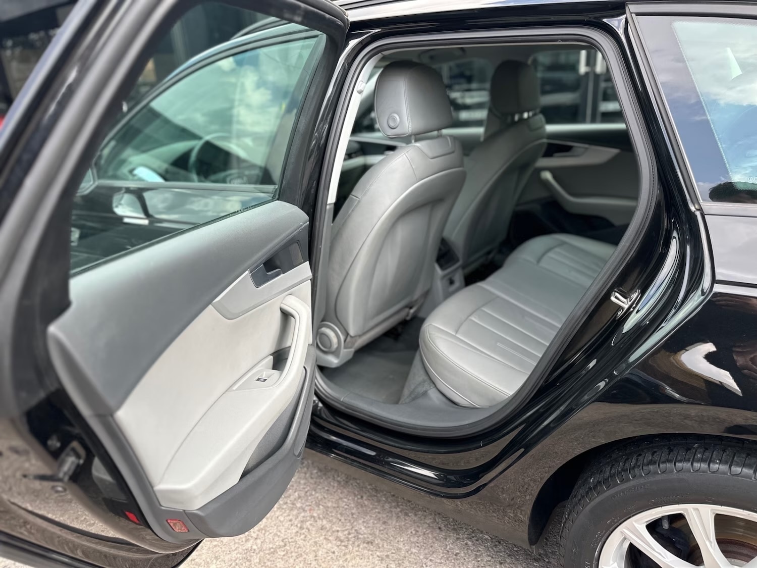 Used Audi A4 2016 for sale - 76208622: Photo 8