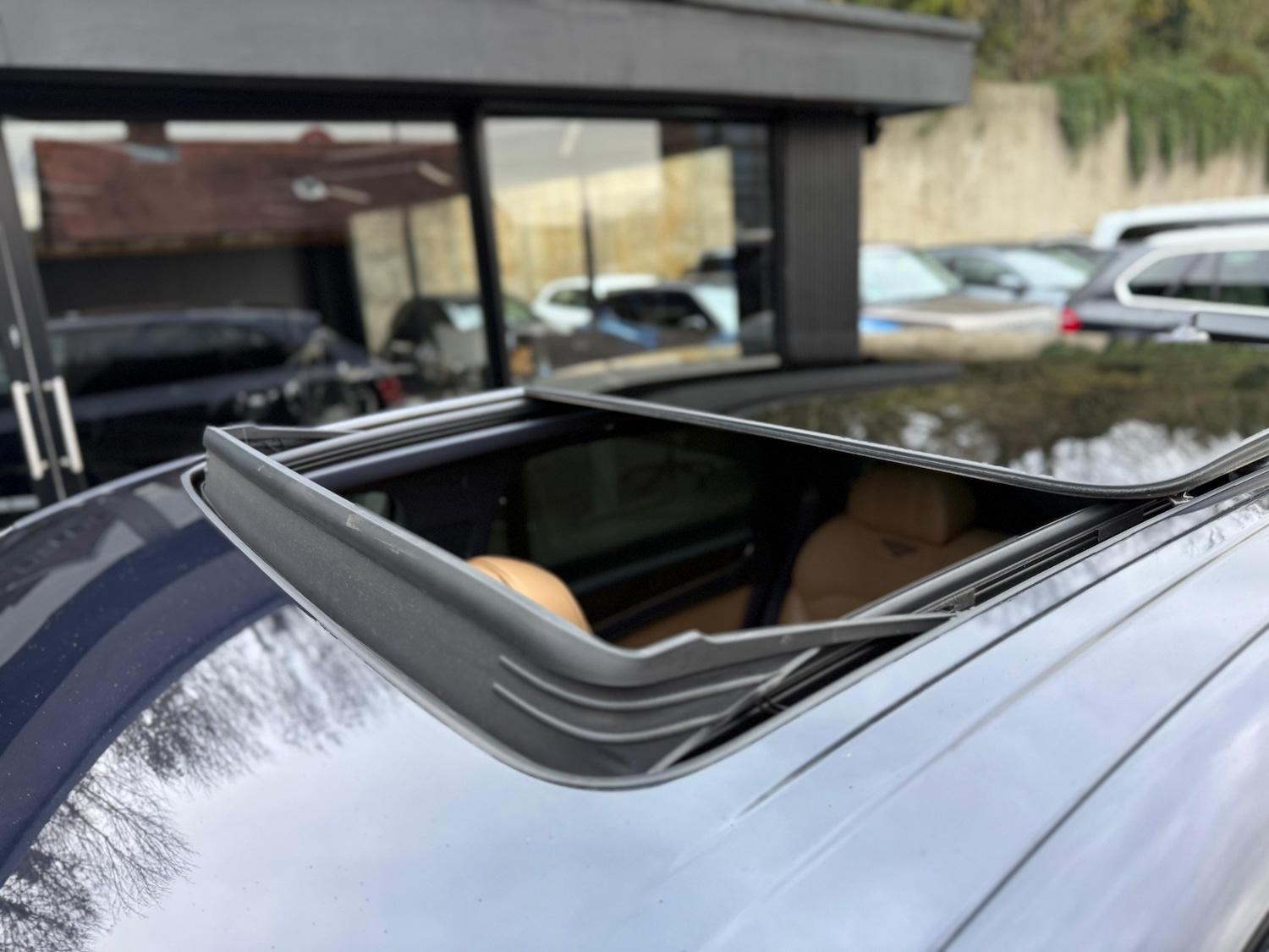 Used Bentley Bentayga 2018 for sale - 76603103: Photo 18