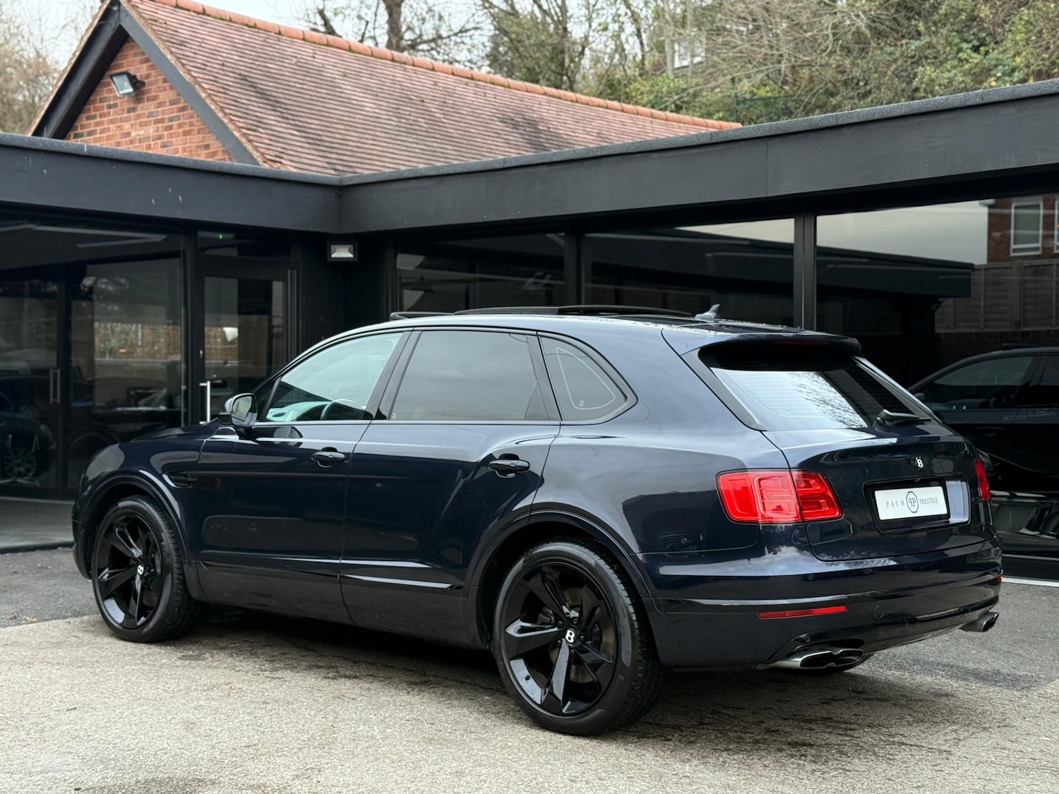 Used Bentley Bentayga 2018 for sale - 76603103: Photo 24