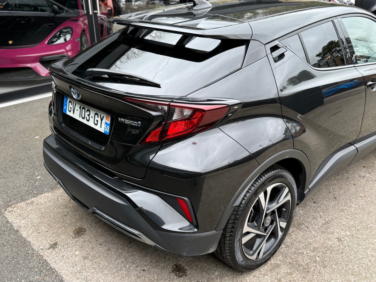 Used Toyota C-HR 2023 for sale - 77679101: Photo 8