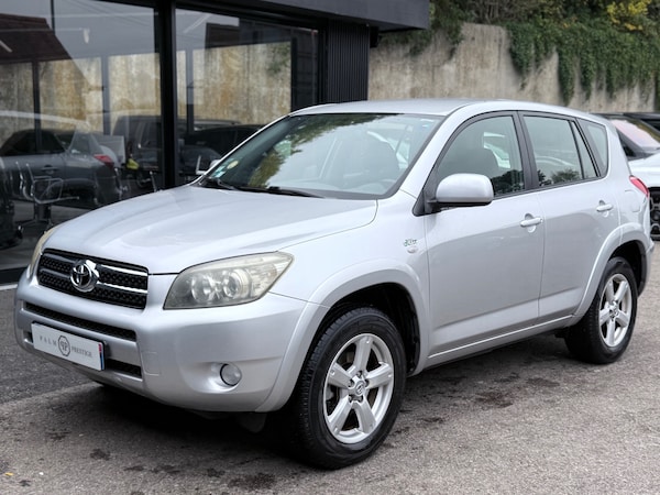 Used Toyota RAV4 2009 for sale - 76265315: Photo 15