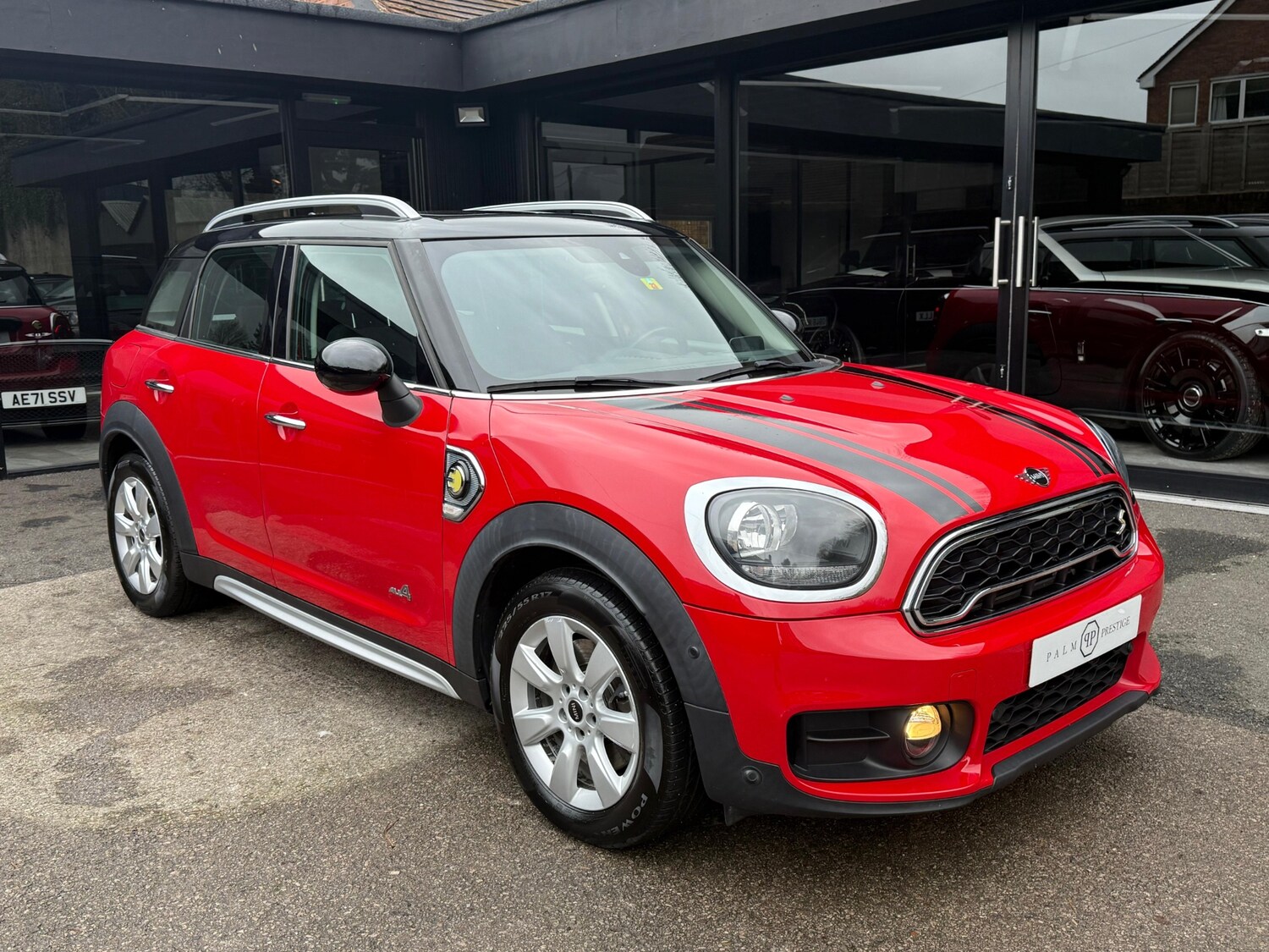 Used MINI Countryman 2018 for sale - 76908397: Photo 2