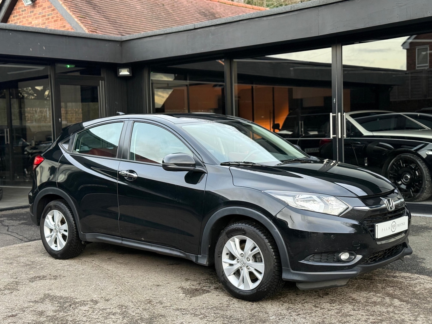 Used Honda HR-V 2016 for sale - 76891646: Photo 1