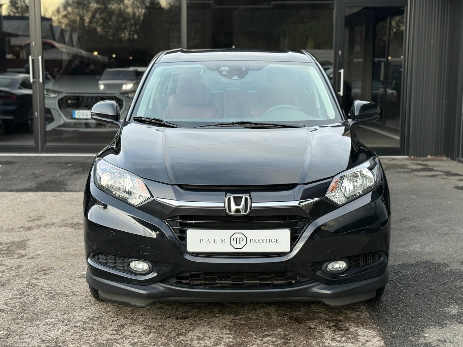Used Honda HR-V 2016 for sale - 76891646: Photo 2
