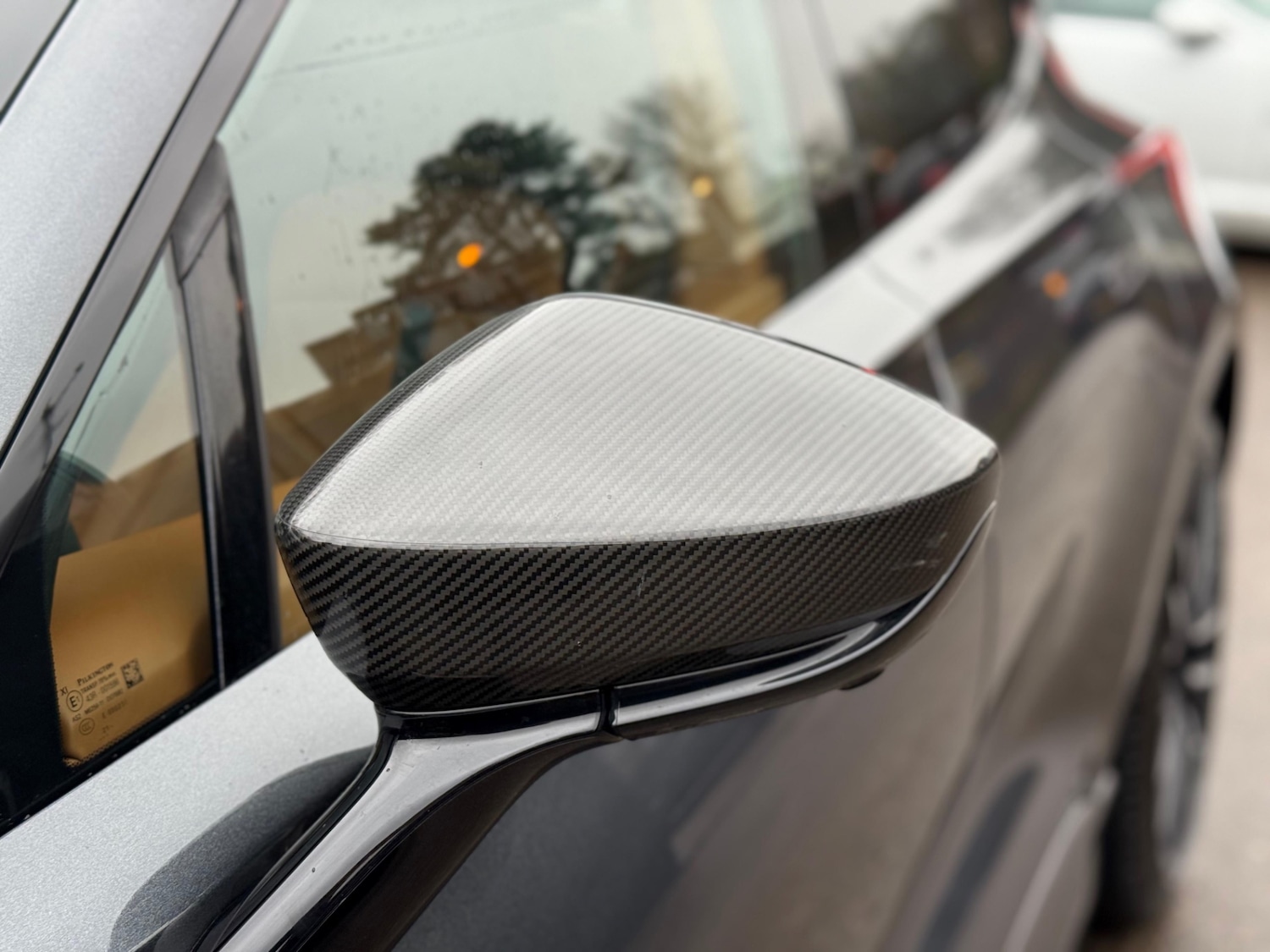 Used Aston Martin DBX 2022 for sale - 77298479: Photo 4