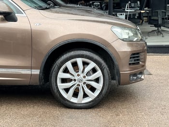 Used Volkswagen Touareg undefined for sale - 79649842: Photo