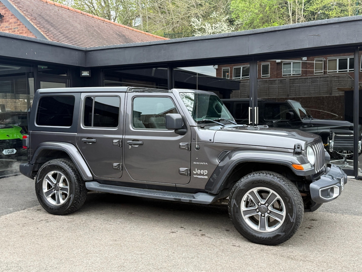 Used Jeep Wrangler 2018 for sale - 78199164: Photo 2