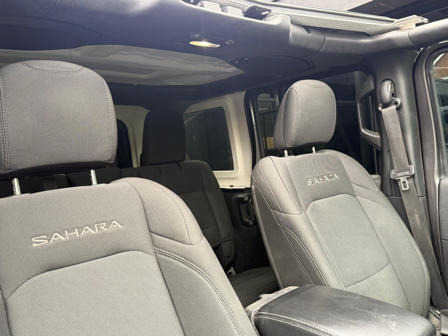 Used Jeep Wrangler 2018 for sale - 78199164: Photo 6