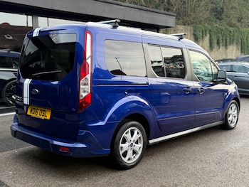 Used Ford Grand Tourneo Connect 2016 for sale - 77020648: Photo