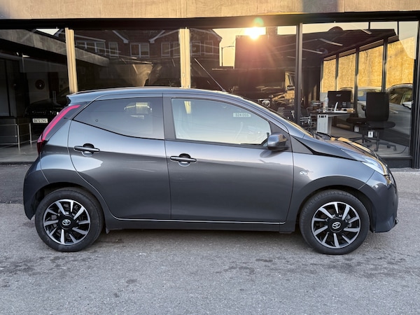 Used Toyota AYGO 2021 for sale - 74100386: Photo 5